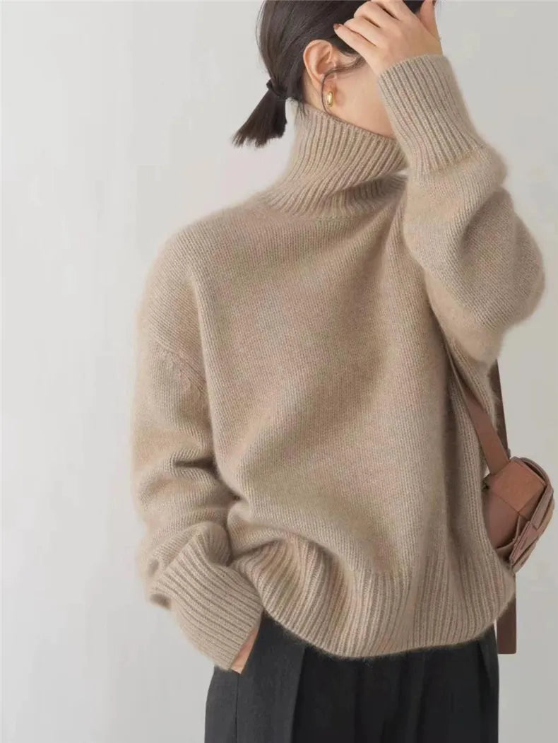 Amara | Luxe Turtleneck